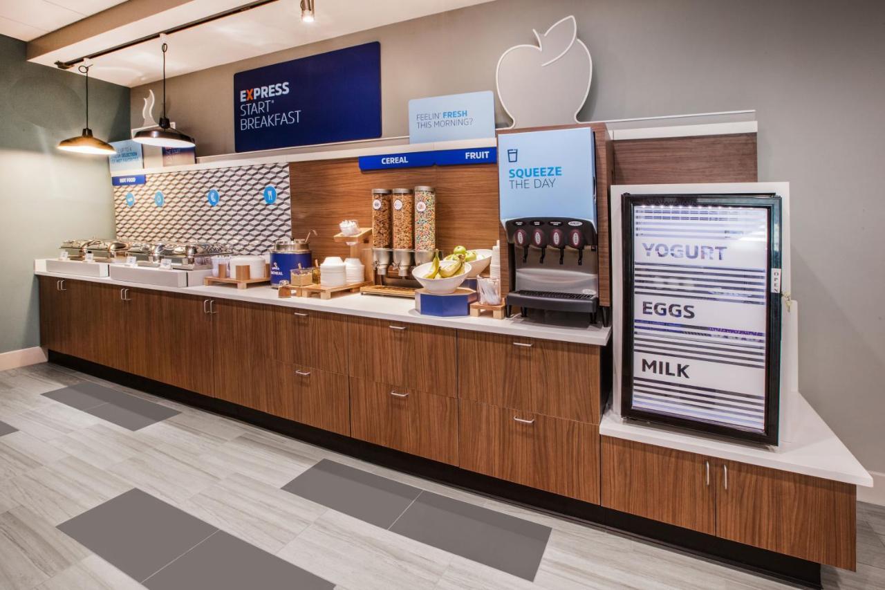Holiday Inn Express Hotel & Suites Bethlehem Airport/Allentown Area By Ihg Екстериор снимка